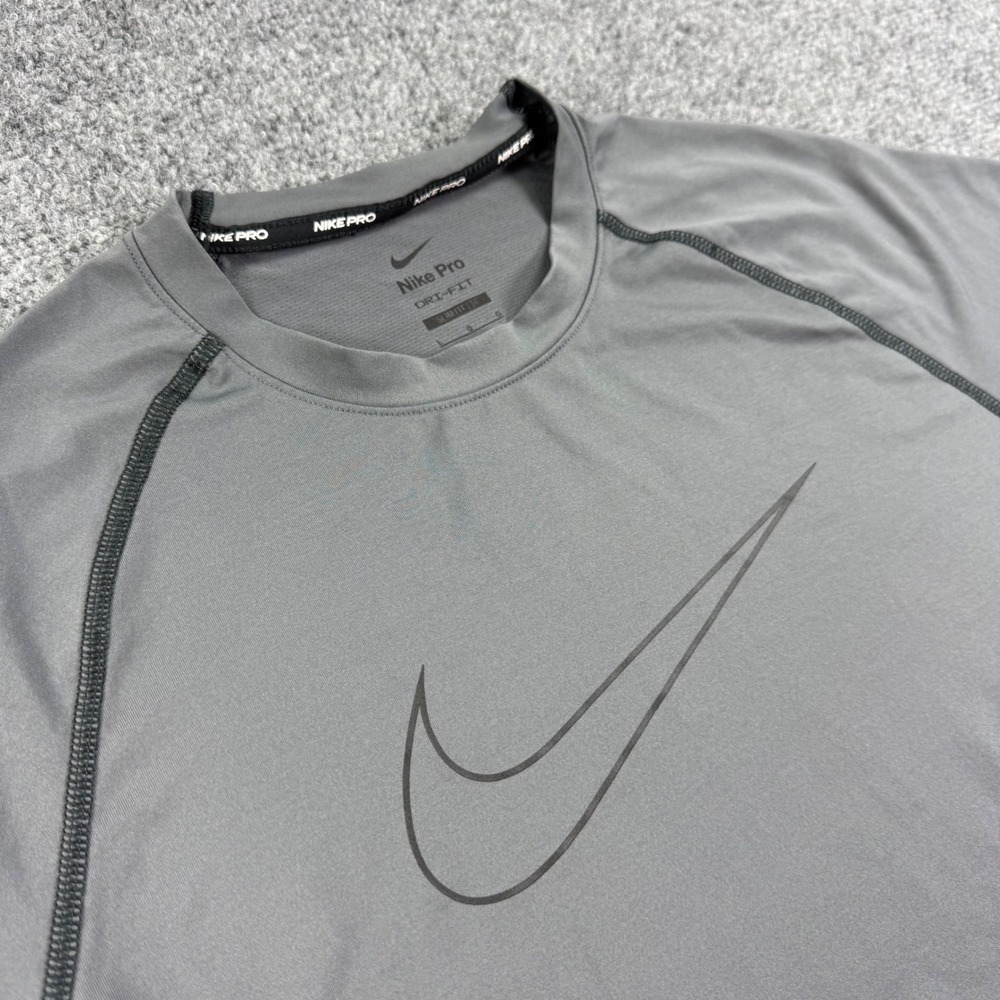 Nike Pro Dri-FIT Large Gray Slim Fit Short Sleeve Shirt Mens DD1982-068